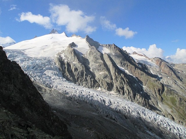 ici et là nature tour du Mont Blanc walk and bike in France