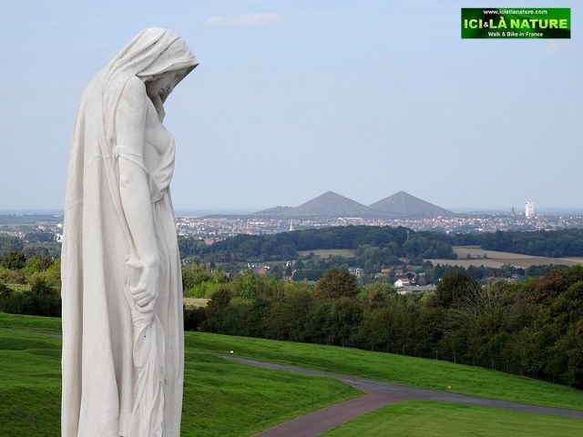 111-canadian national vimy memorial
