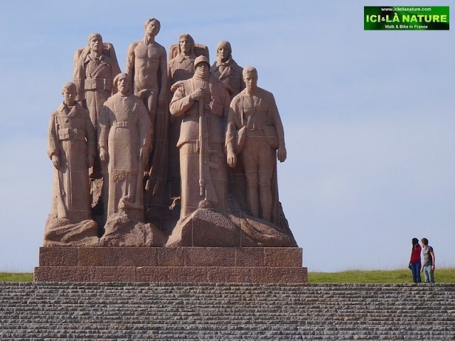 19-World War 1 the ghosts monument landowski