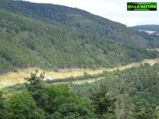 30-landscape stevenson walking trip cevennes