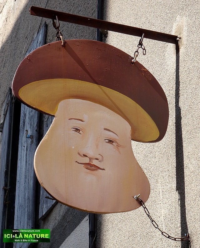 70- walking holidays in france stevenson way florac