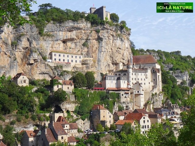 03-walking holidays in france rocamadour black perigord