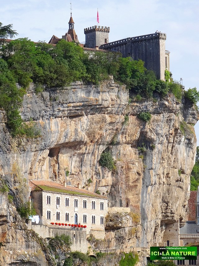 07-independent hiking holidays perigord rocamadour