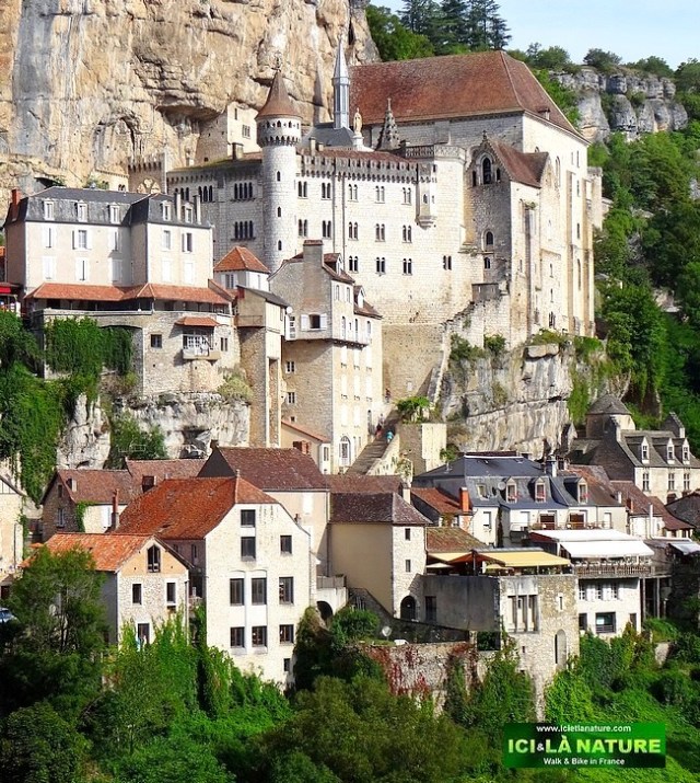 10-old castle france perigord