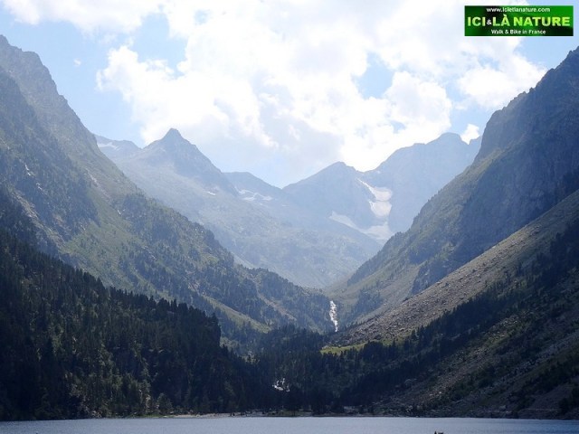 23-lac de gaube pyrenees