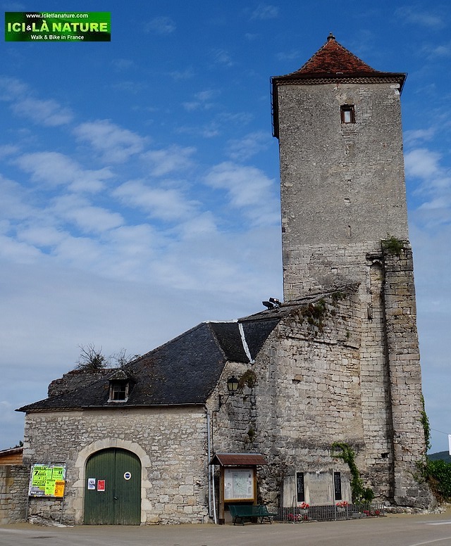 25-old tower perigord france holidays