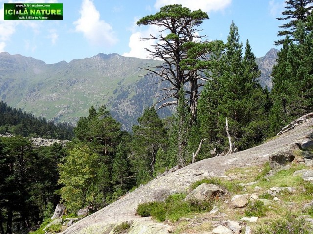 35-mountains france pyrenees