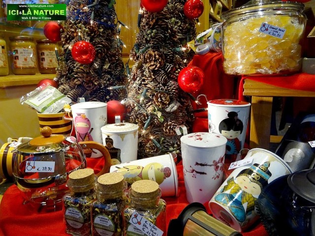 38-christmas market europe