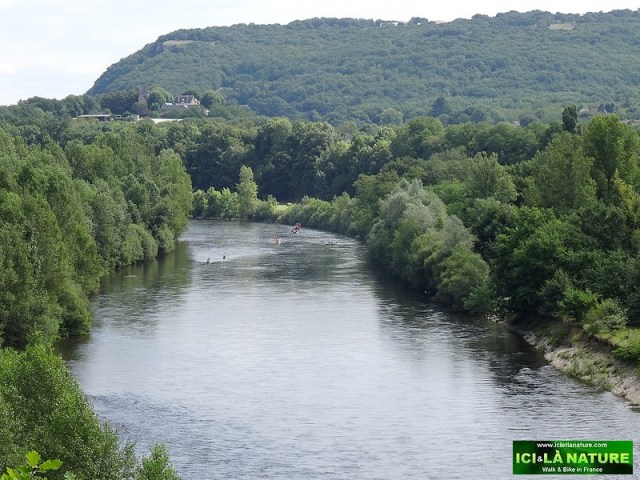 38-walking holidays in dordogne valley
