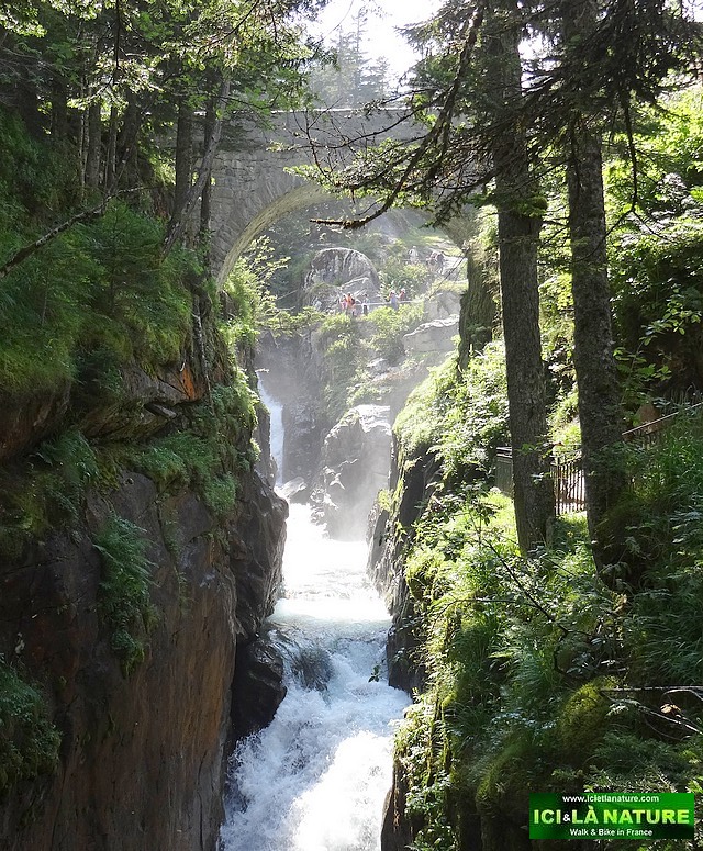 44-pont d espagne pyrenees france