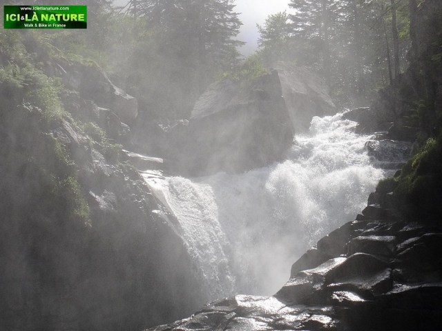 47-torrent pyrenees cauterets
