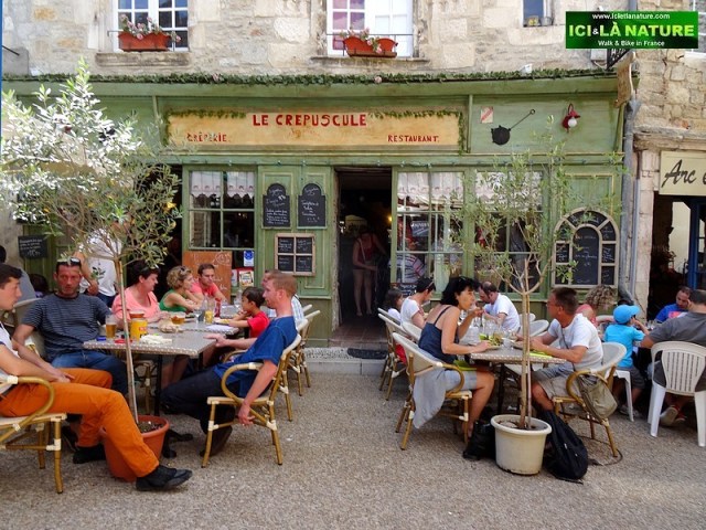 48-hike bike holidays perigord dordogne