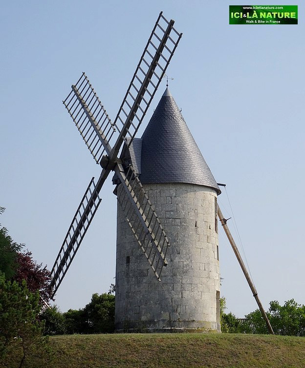 05-cycling and biking holidays-france-cognac