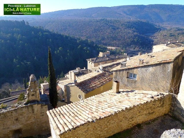 10-walking tour in provence bonnieux
