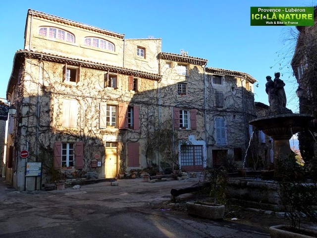 13-saignon vaucluse france