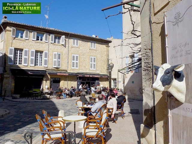 15-lourmarin provence france