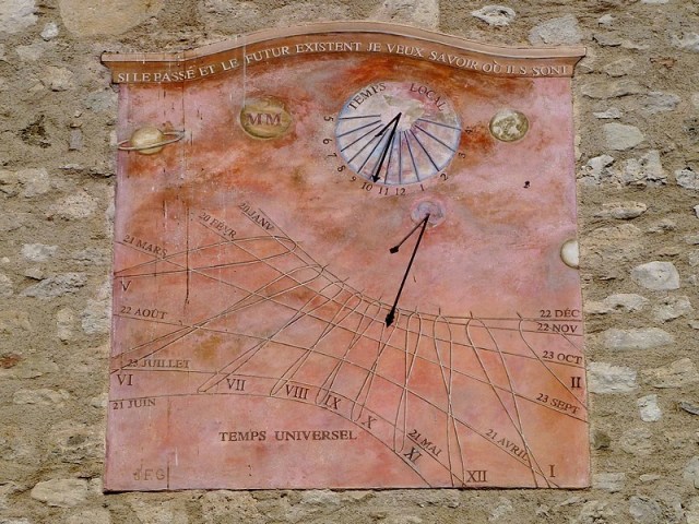 25-SUNDIAL PROVENCE