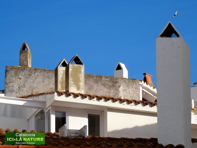 53-cheminees blanches espagne