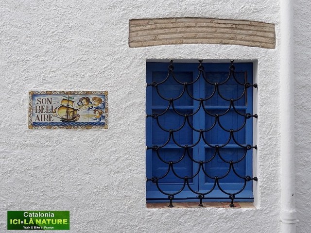 58-blue window in spain