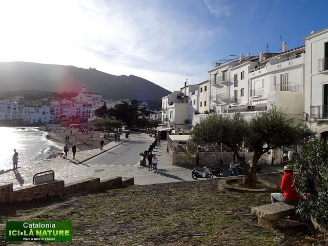 65-Walking spain sea holidays