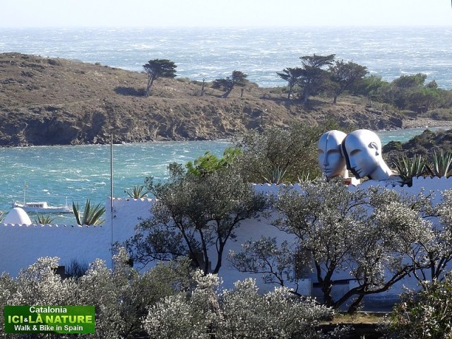 04-walk coastal path spain