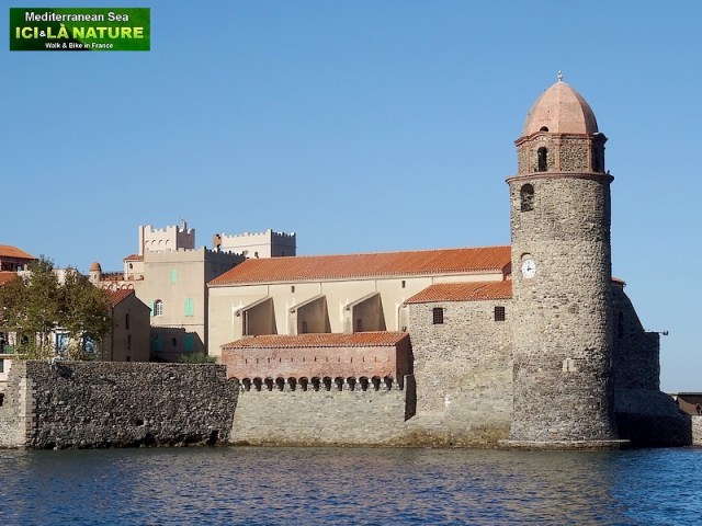 35-WALKING COLLIOURE