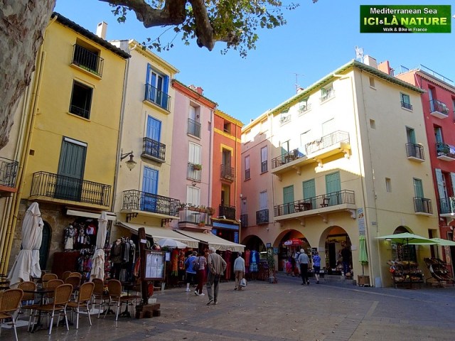 37- collioure streets