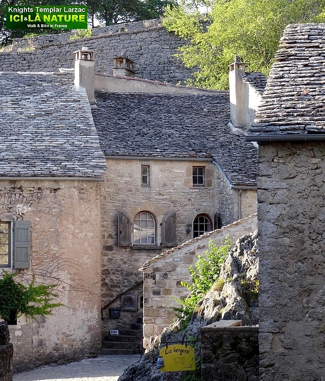 19- vieille rue du moyen age