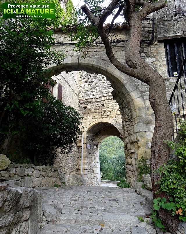 39-old village provence