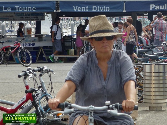 65-BIKING IN FRANCE