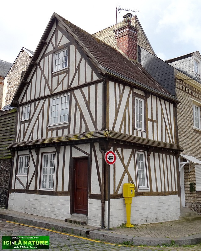 09-old medieval house normandy dieppe