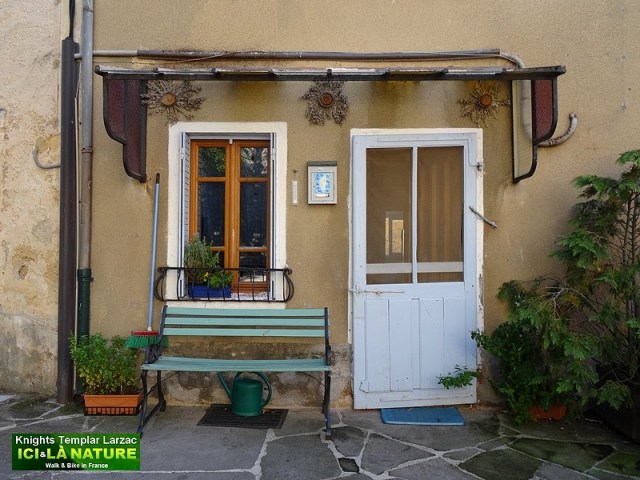 13-old house medieval