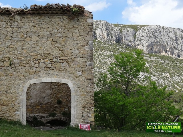 27-old stoned village france
