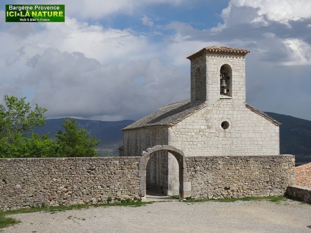 28-old beautiful church provence