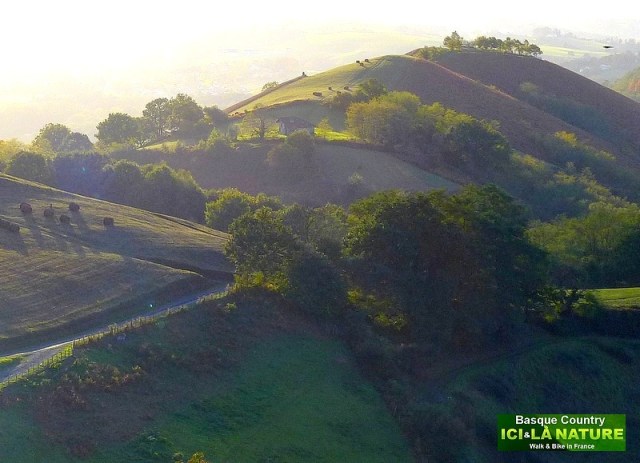 53-MOUTAINS FRANCE BASQUE PAYS COUNTRY