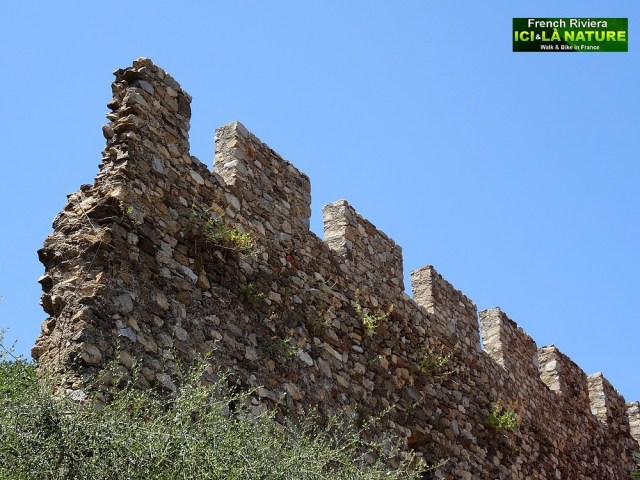 34- medieval place french riviera grimaud