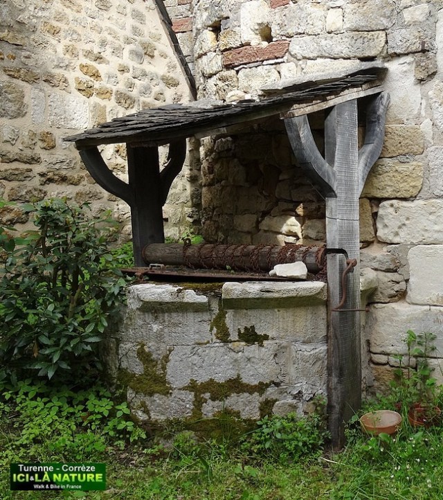 35-vieux puits correze perigord