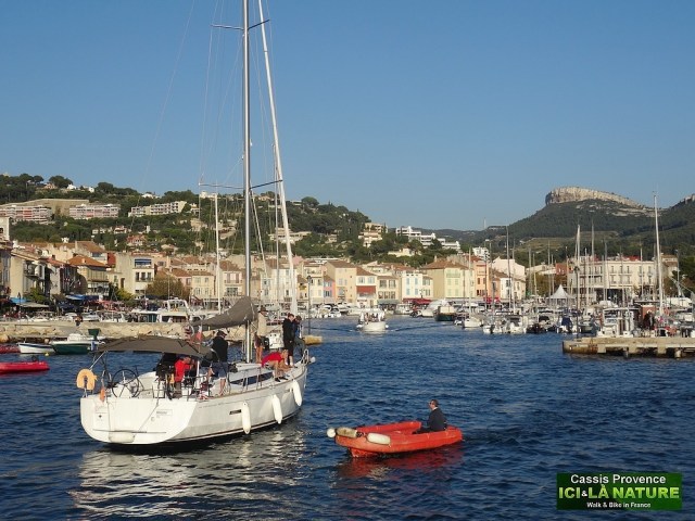 12-walking in provence