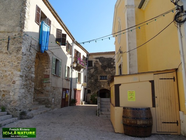 07-perched village near nice