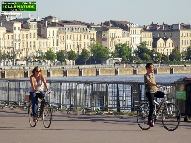 11-discover bordeaux by bike