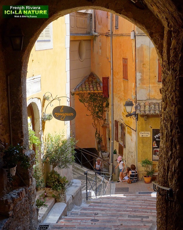 28-old houses provence monaco