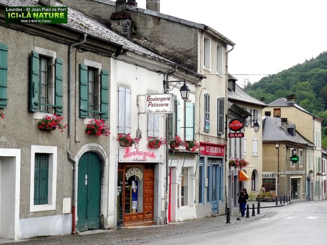 18-the way between lourdes and st jean pied de port