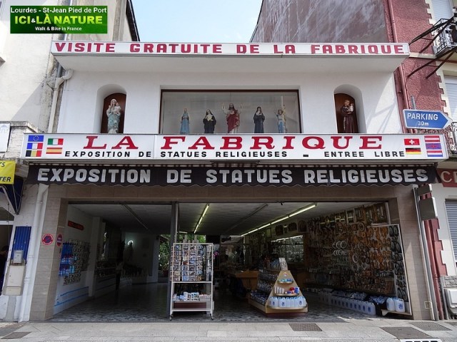 32-lourdes la fabrique objets religieux