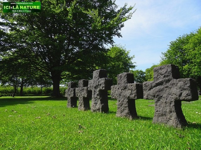 05-german military cemetery 1944
