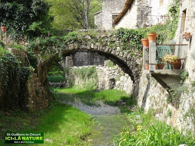18-ST JAMES WAY ARLES PILGRIMAGE SANTIAGO