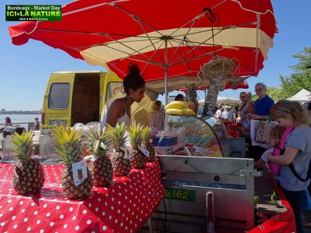 16-OUTDOOR MARKET IN BORDEAUX