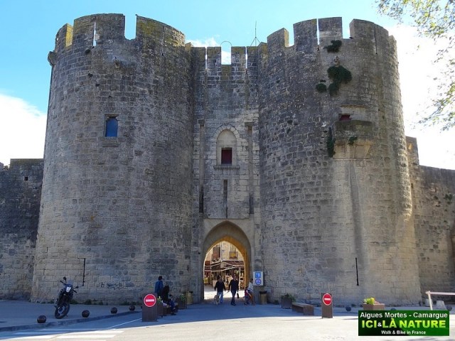 16-ville fortifiée aigues mortes
