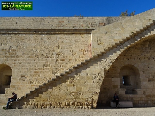 21-remparts aigues mortes