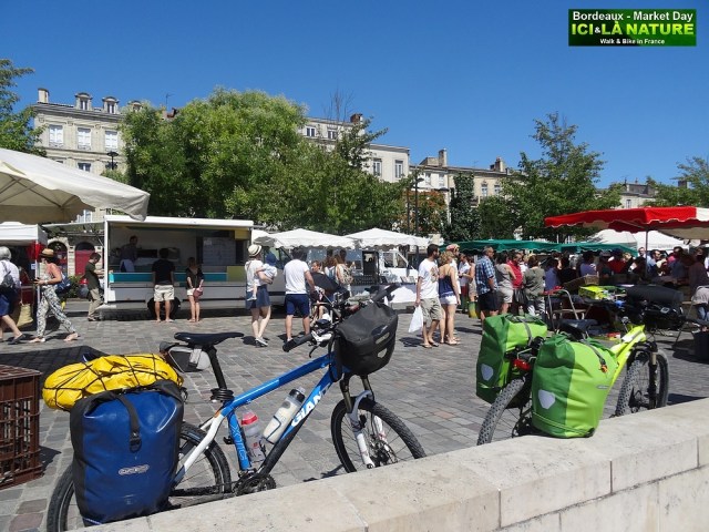 53-BIKING HOLIDAYS BORDEAUX MARKET