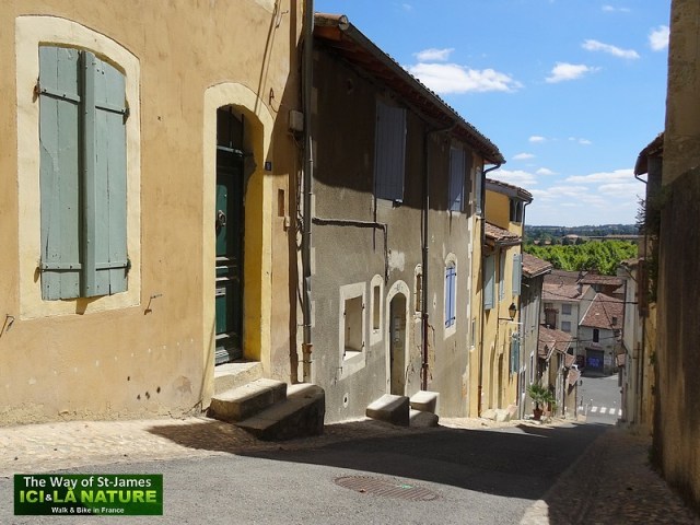 17-stages-paths-routes-camino-de-santiago-france